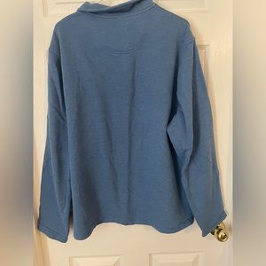 Men’s IZOD Pullover sweater